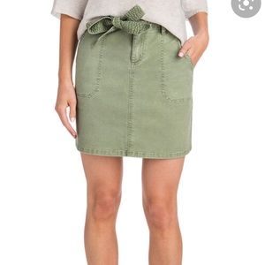 Vineyard Vines Utility Tie Skirt